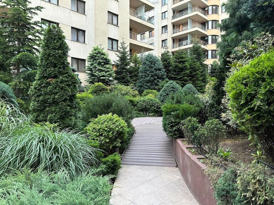 North Area Lake View Studio Bucureşti Eksteriør bilde
